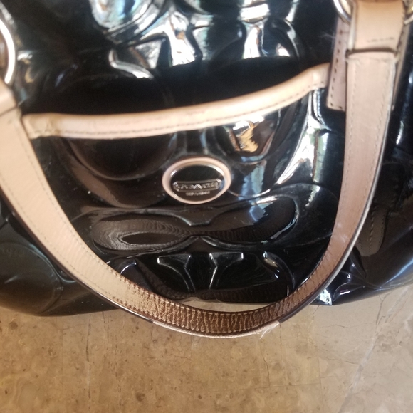 Large Black and Cream Patent Leather Coach Purse - Picture 4 of 4